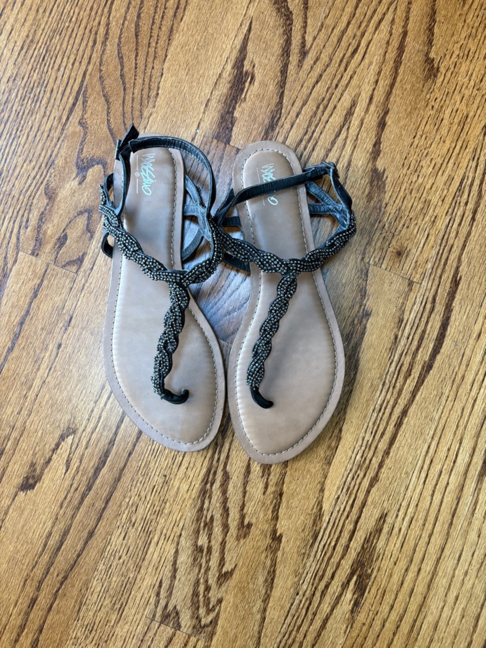 Mossimo Black Beaded T-Strap Sandals